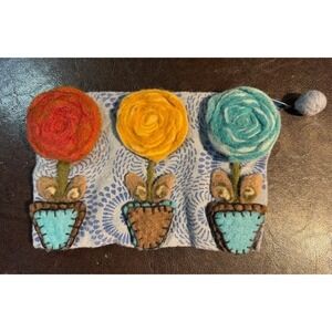 Rising Tide Floral 3D‎ Felted Wool Zipper Pouch Purse Bag Flowers Nepal
